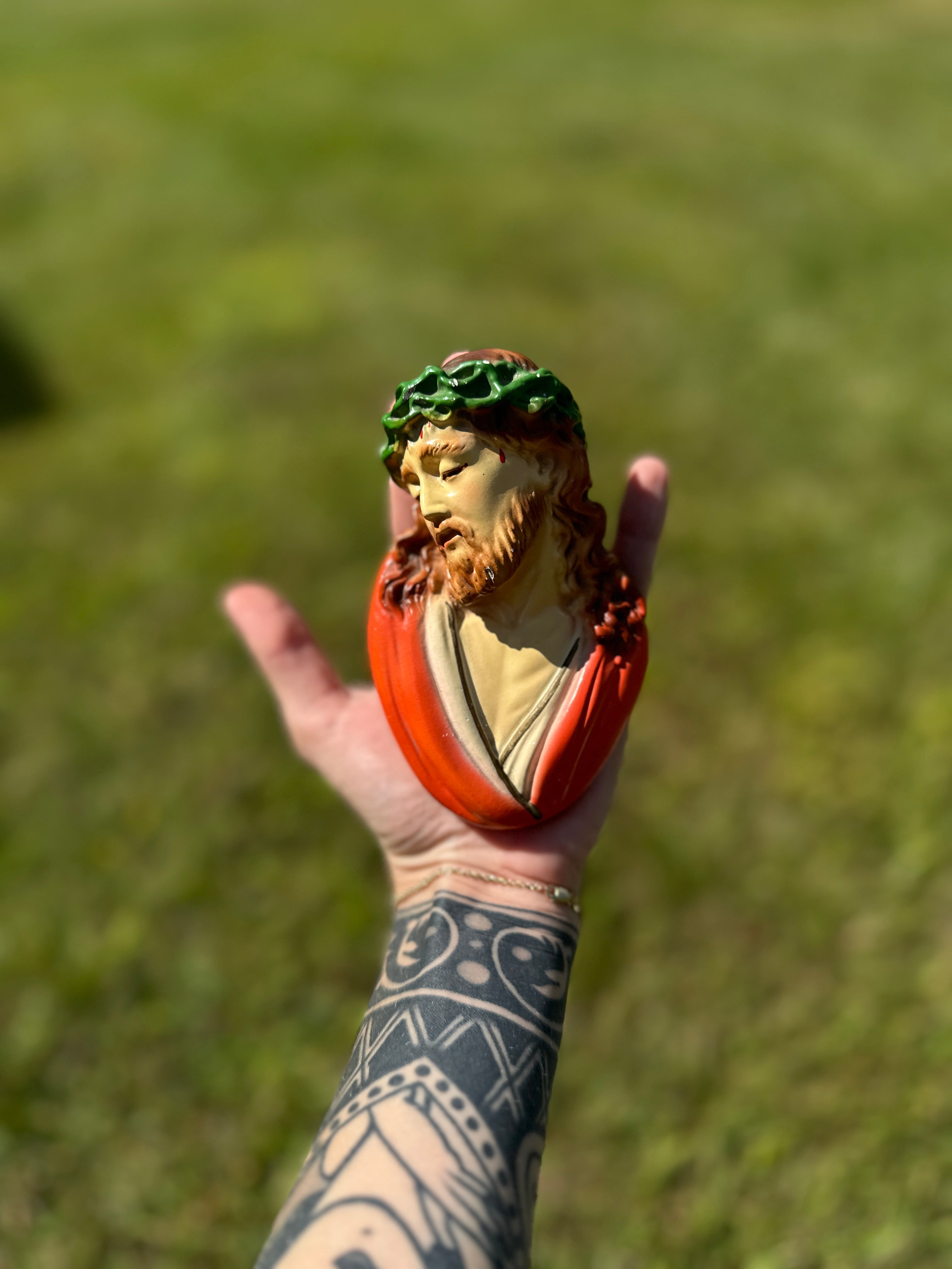 Vintage Jesus Wall Bust – Crown of Thorns – Hand-Painted Religious Sculpture