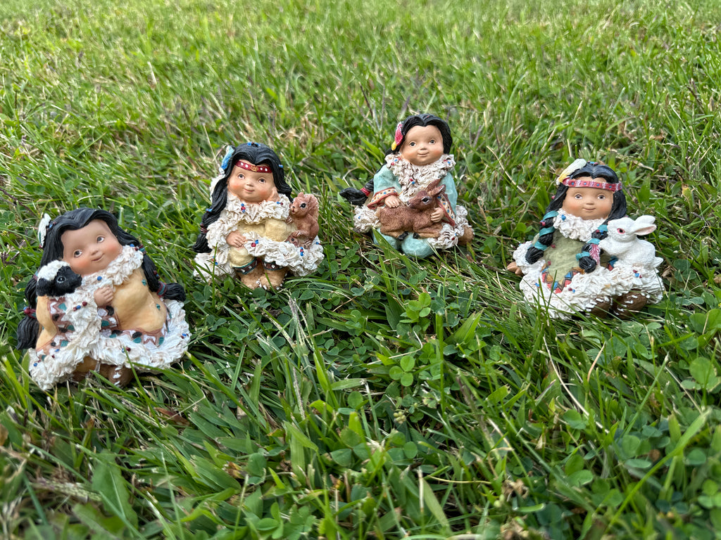 Native American ceramics figurines