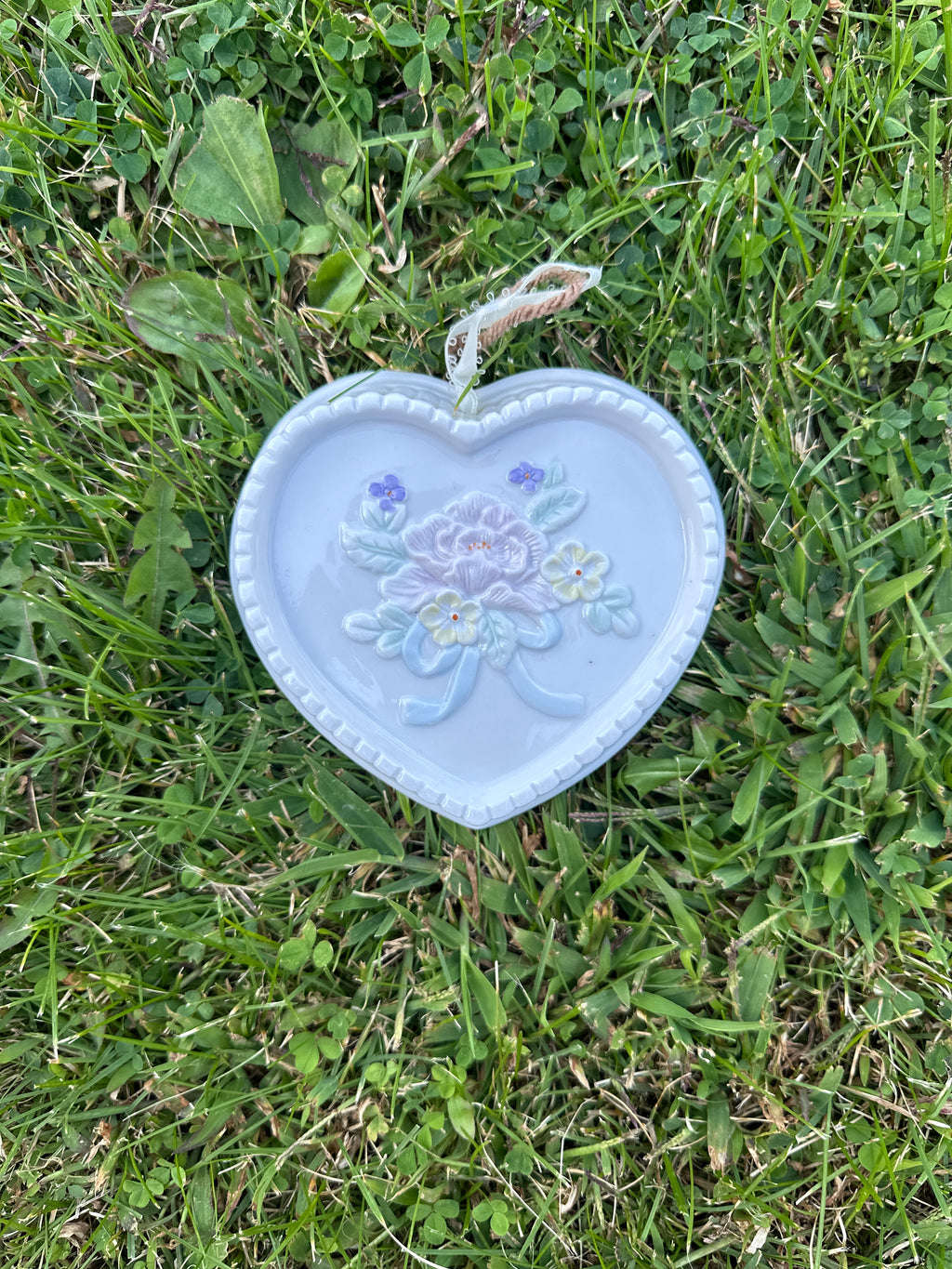 Mid-Century Kitsch Heart-Shaped Ceramic Wall Hanging with Floral Design