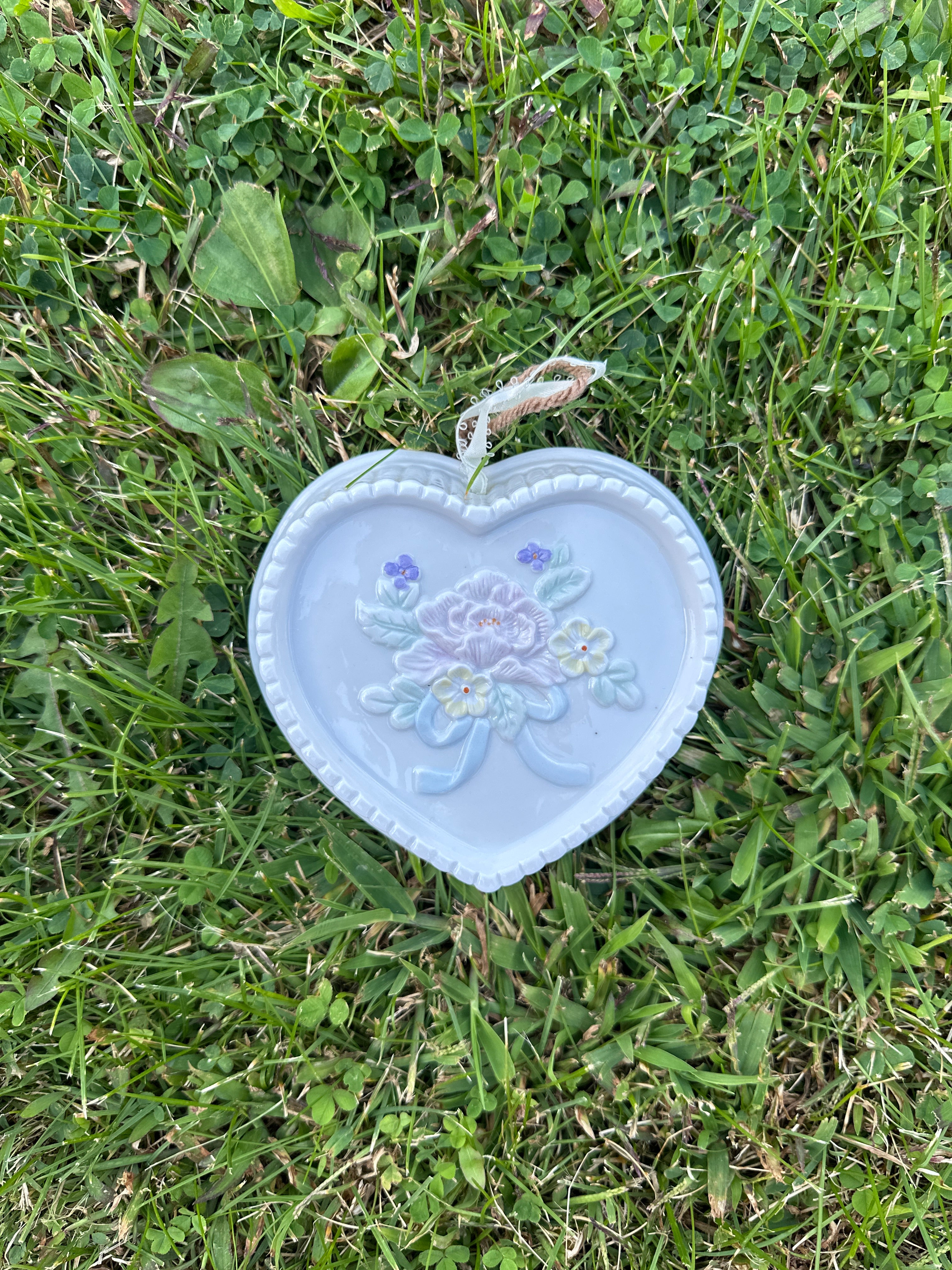 Mid-Century Kitsch Heart-Shaped Ceramic Wall Hanging with Floral Design