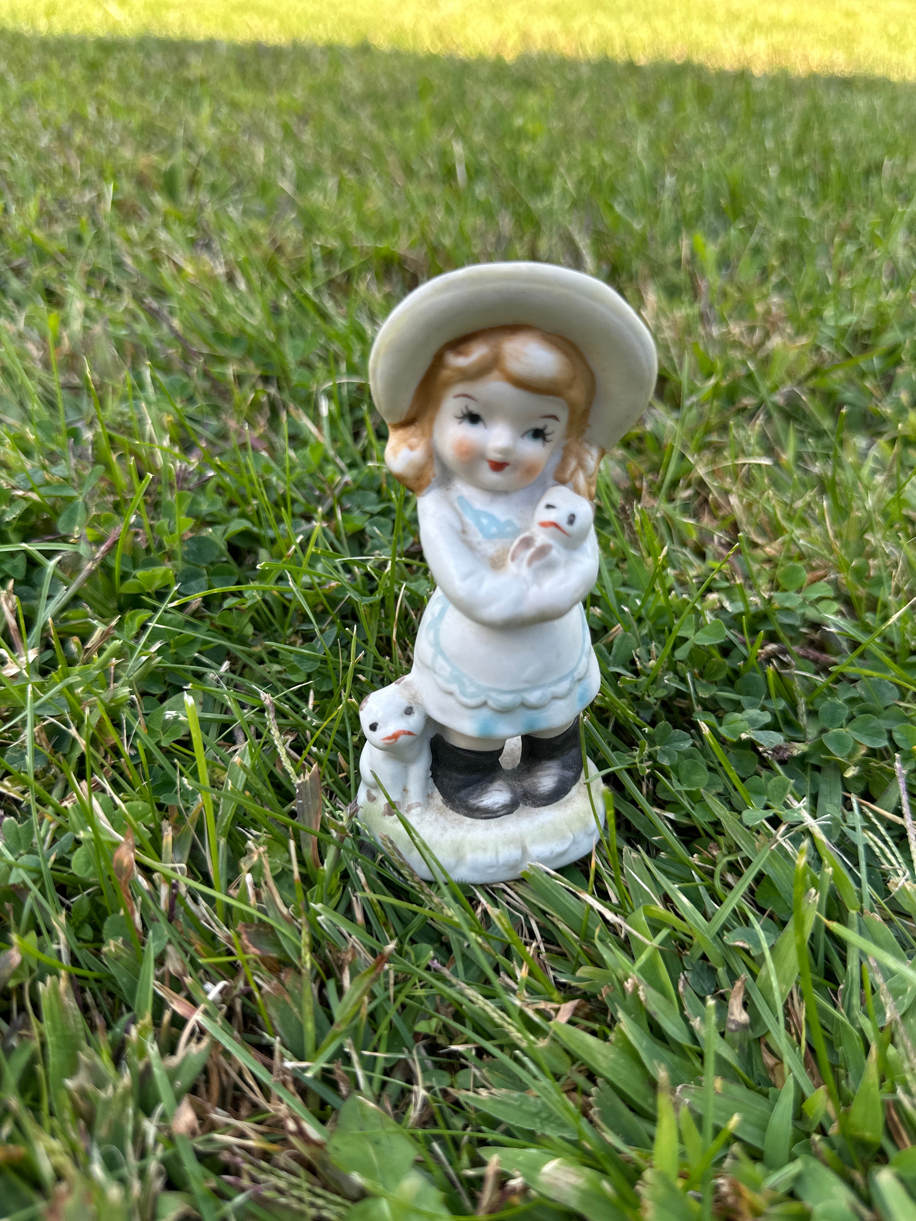 Silly Vintage Girl & cats figurine