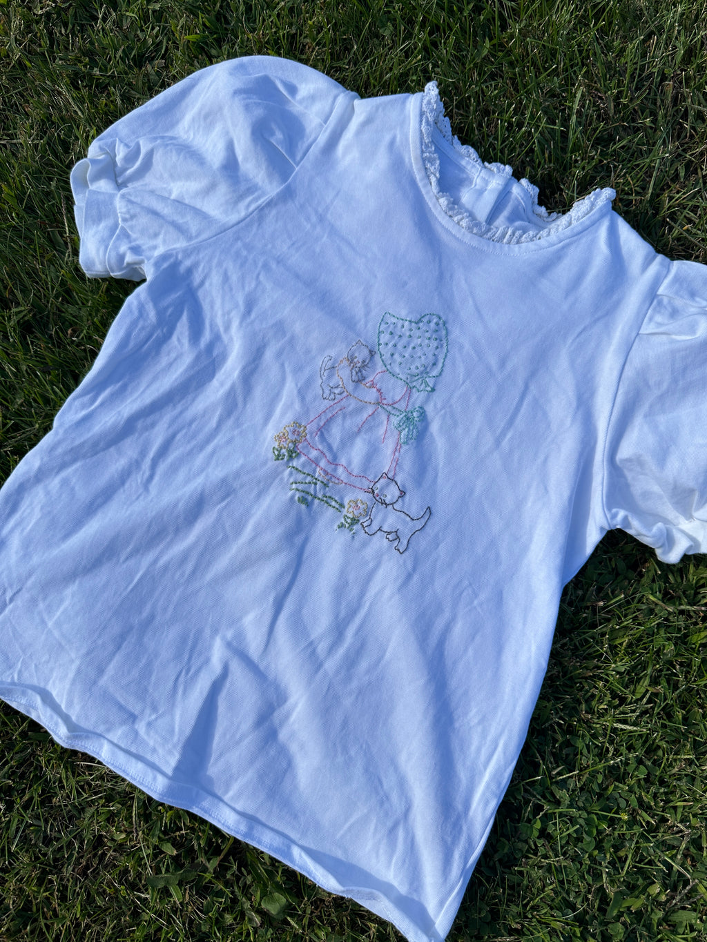 Vintage embroidered T-shirt | Handmade