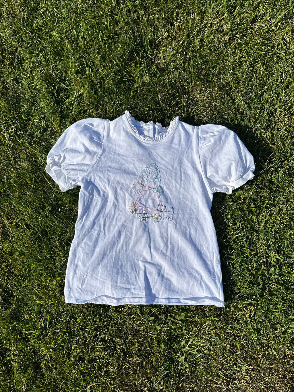 Vintage embroidered T-shirt | Handmade