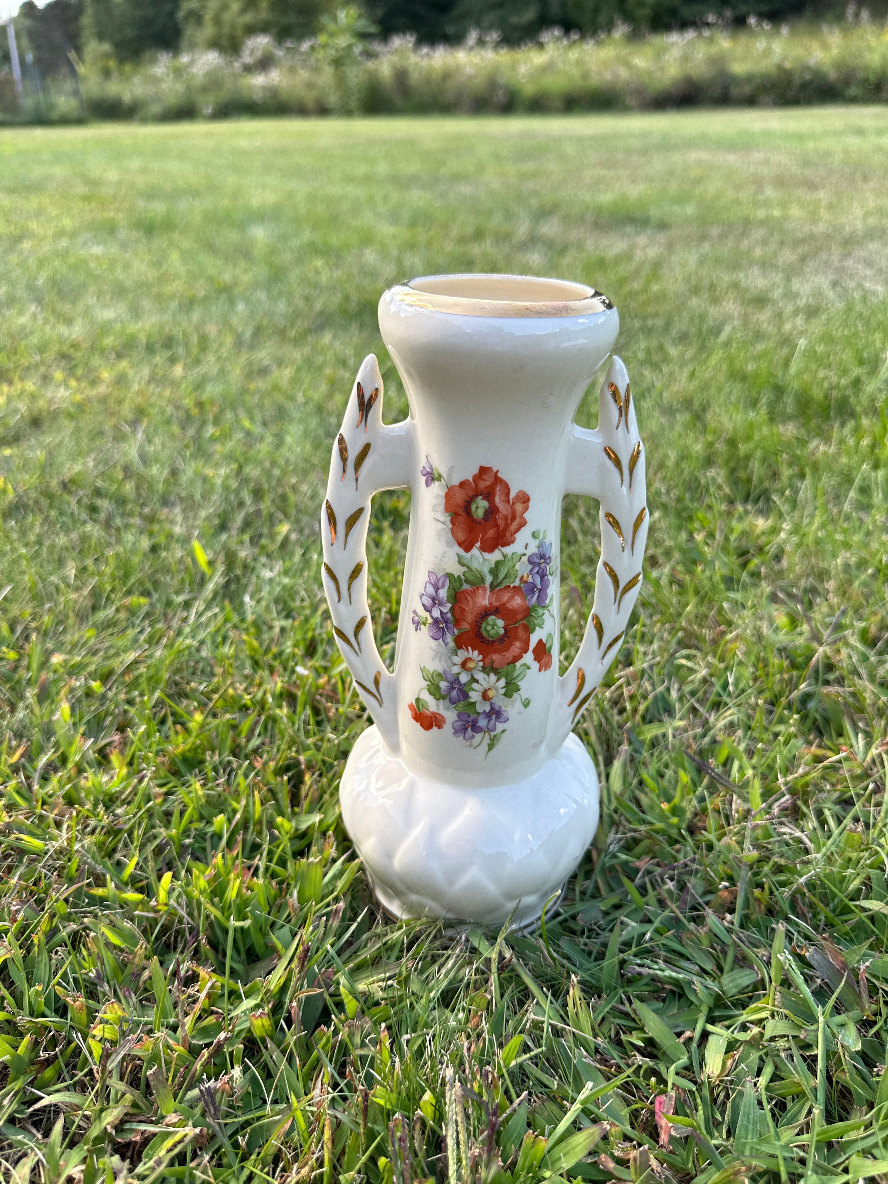 Vintage Porcelain Vase with Floral Motif & Gold Accents – Ornate Handle