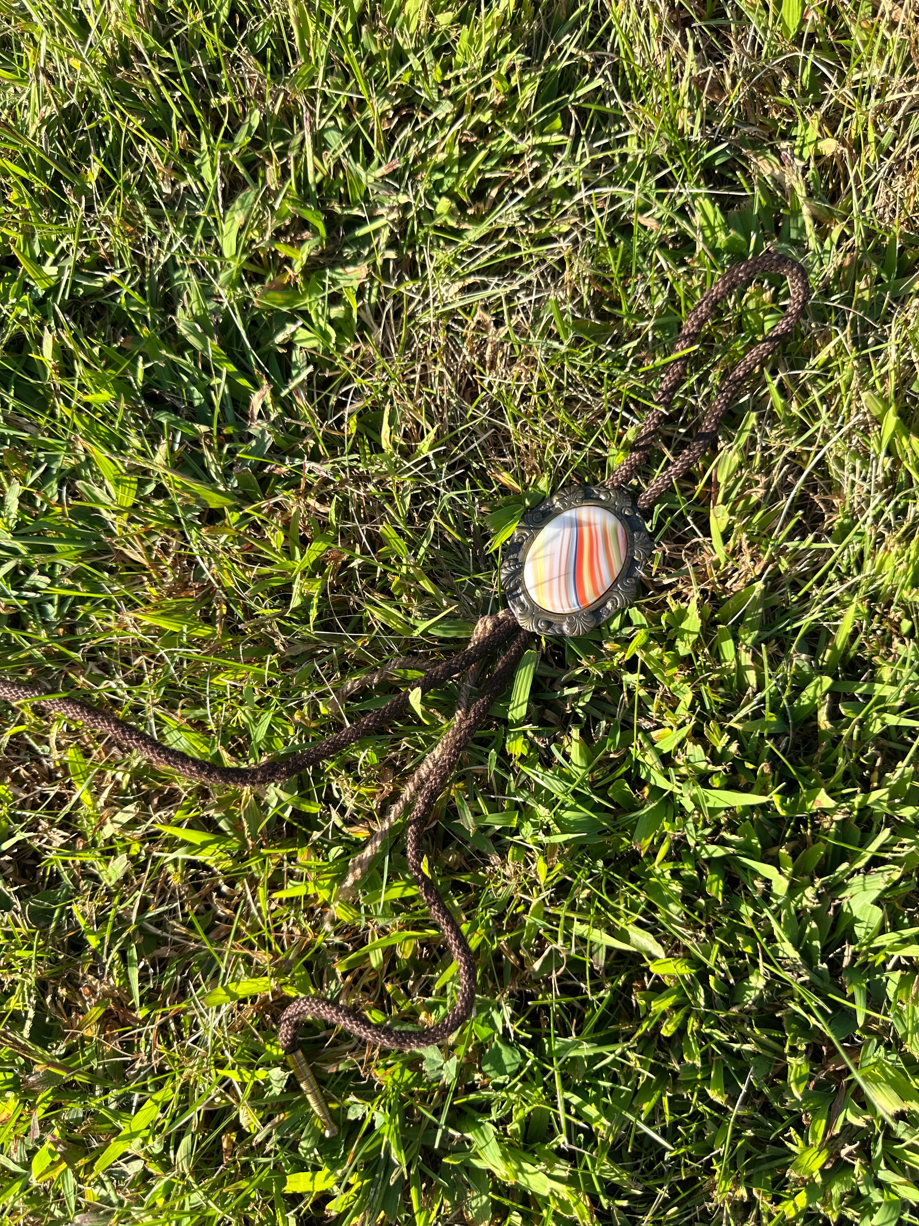 Bolo Tie Vintage Western with Striped Agate-Style Stone and Ornate Brass Setting