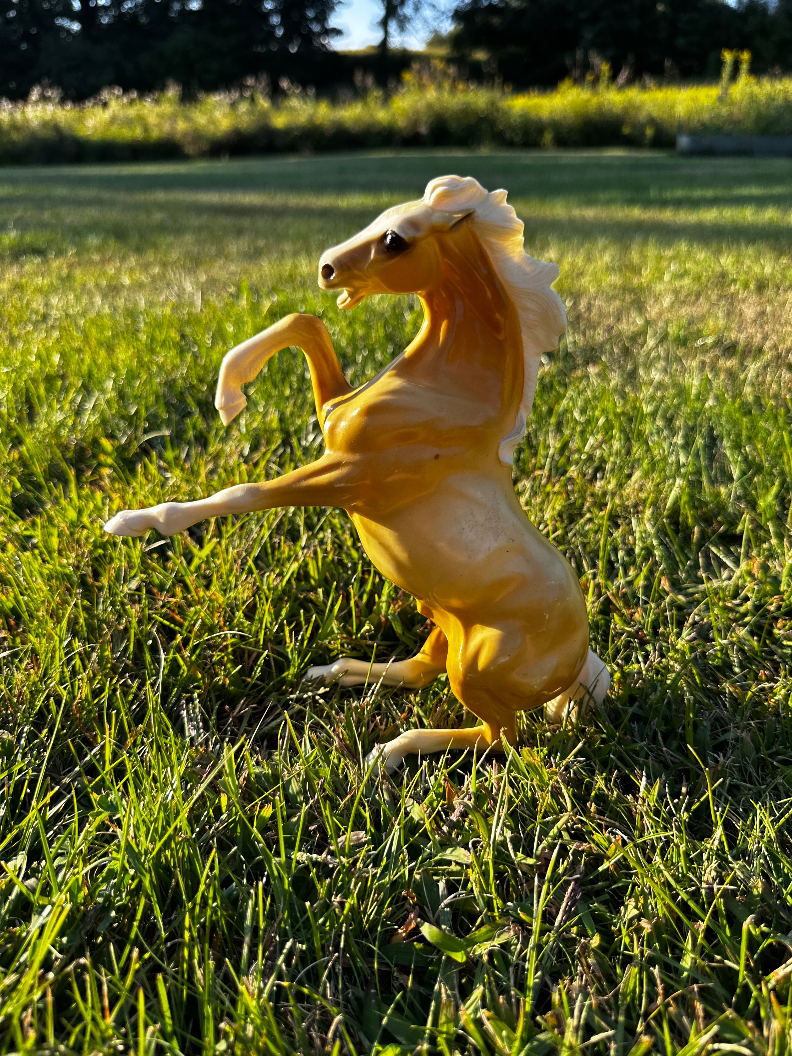 Vintage Heartland Rearing Stallion – Golden Yellow Horse Figurine