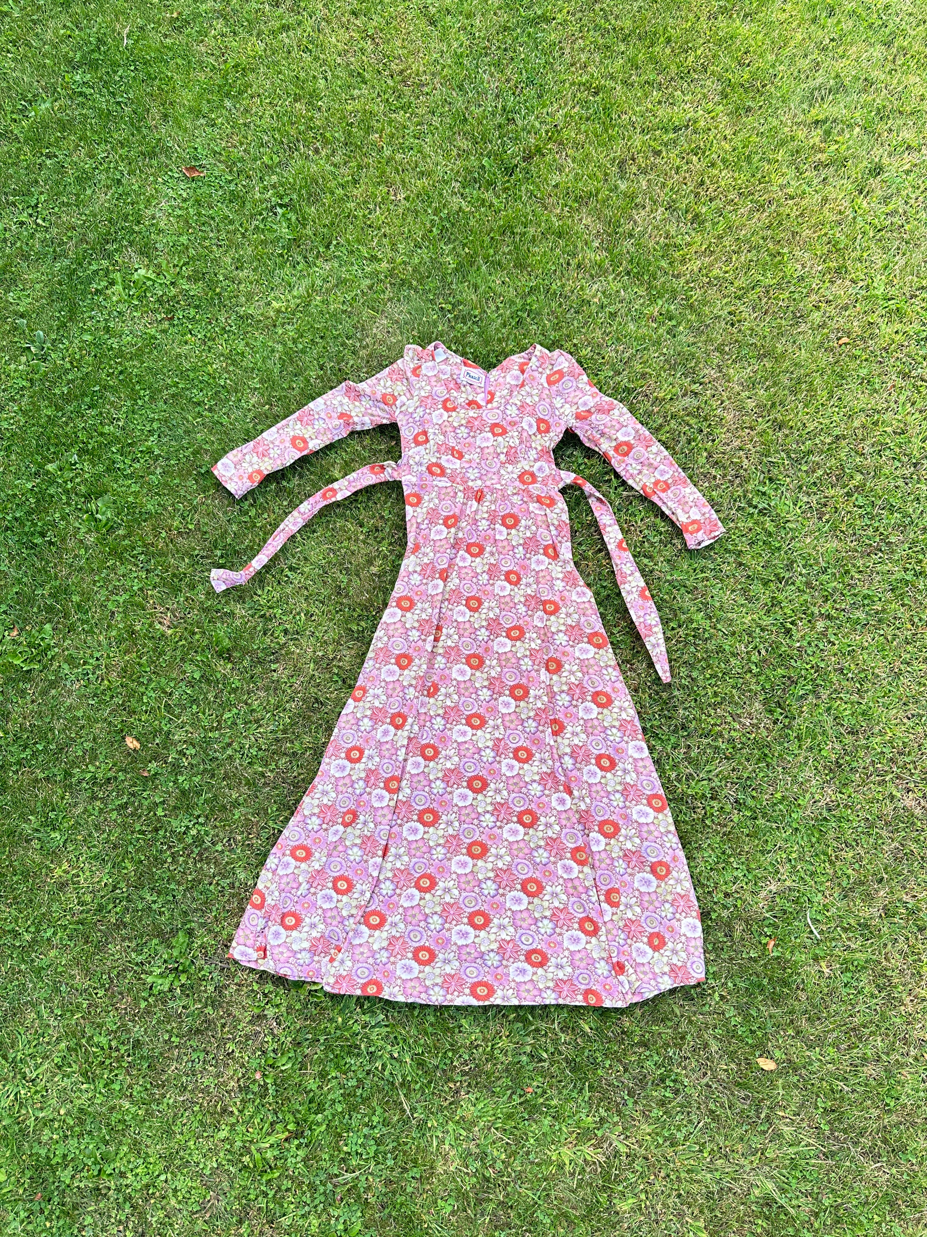 Vintage Phase II 1970s Style Floral Maxi Dress with Long Sleeves – Boho Cottagecore