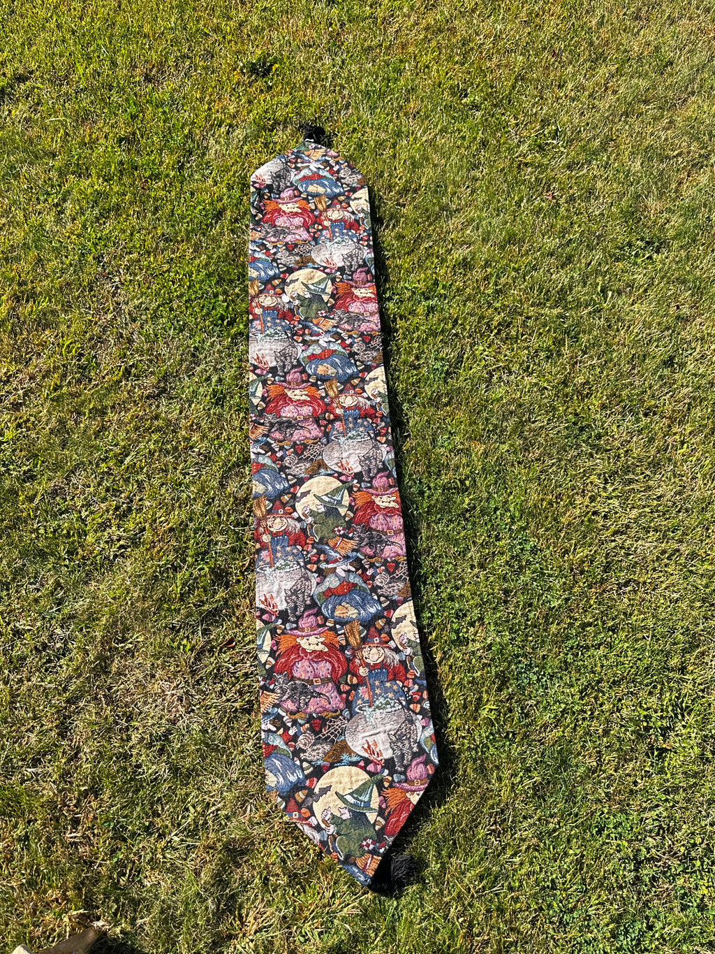 Vintage Tapestry Halloween Table Runner – Witches, Pumpkins, and Spooky Scene Print