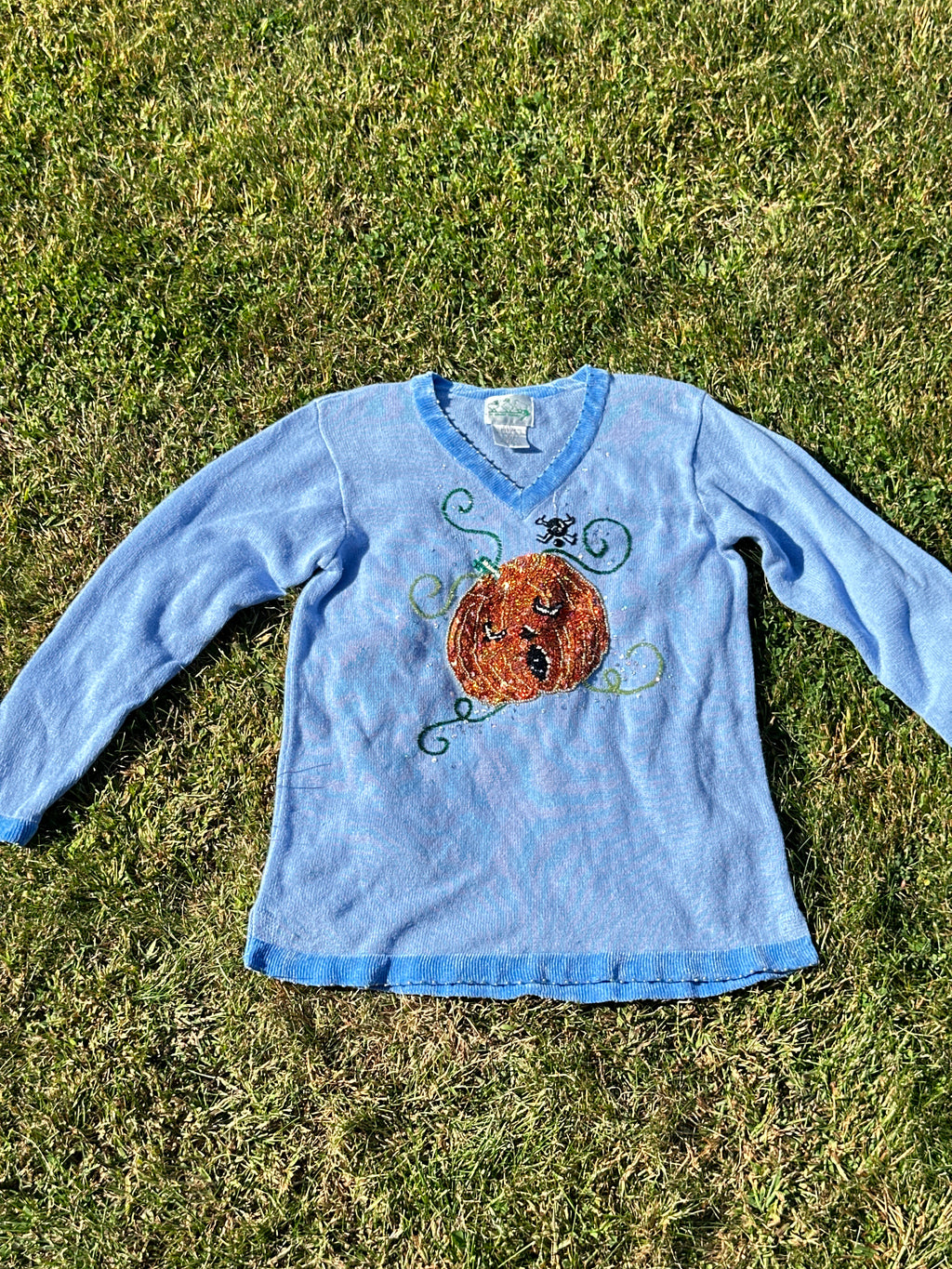 Vintage Blue Pumpkin Sweater – Halloween Fall Autumn Themed Pullover