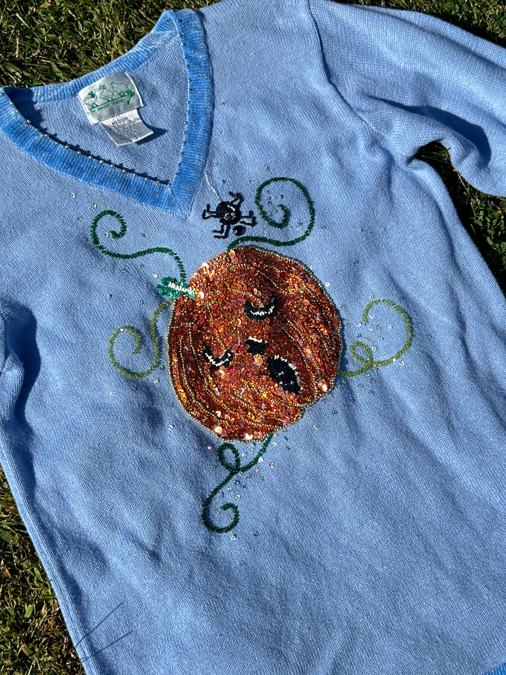 Vintage Blue Pumpkin Sweater – Halloween Fall Autumn Themed Pullover