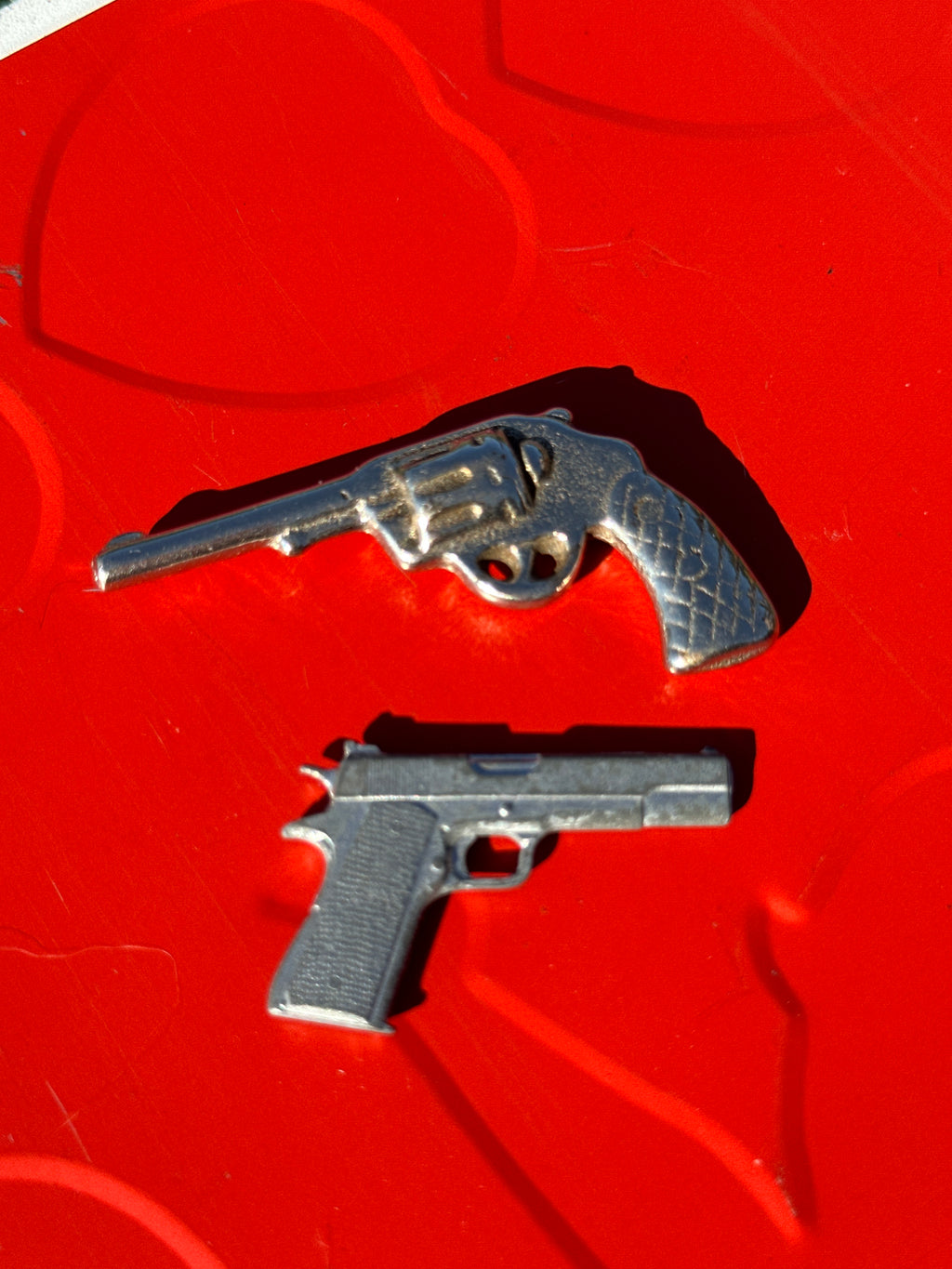 Vintage Mini Gun-Shaped Pins – Revolver and Pistol Pair