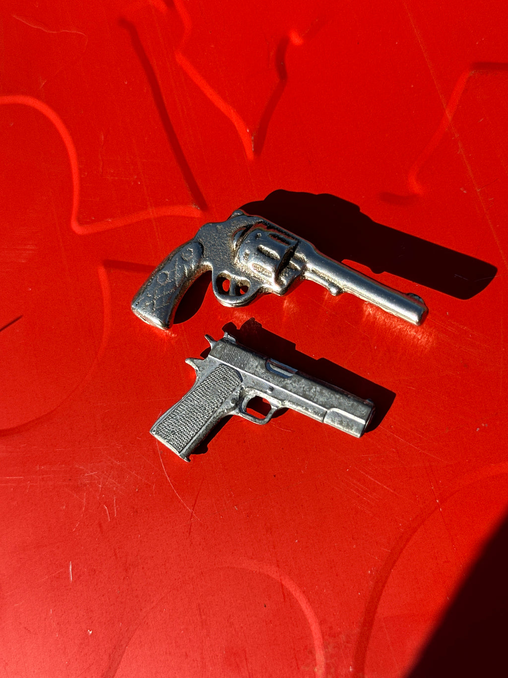 Vintage Mini Gun-Shaped Pins – Revolver and Pistol Pair