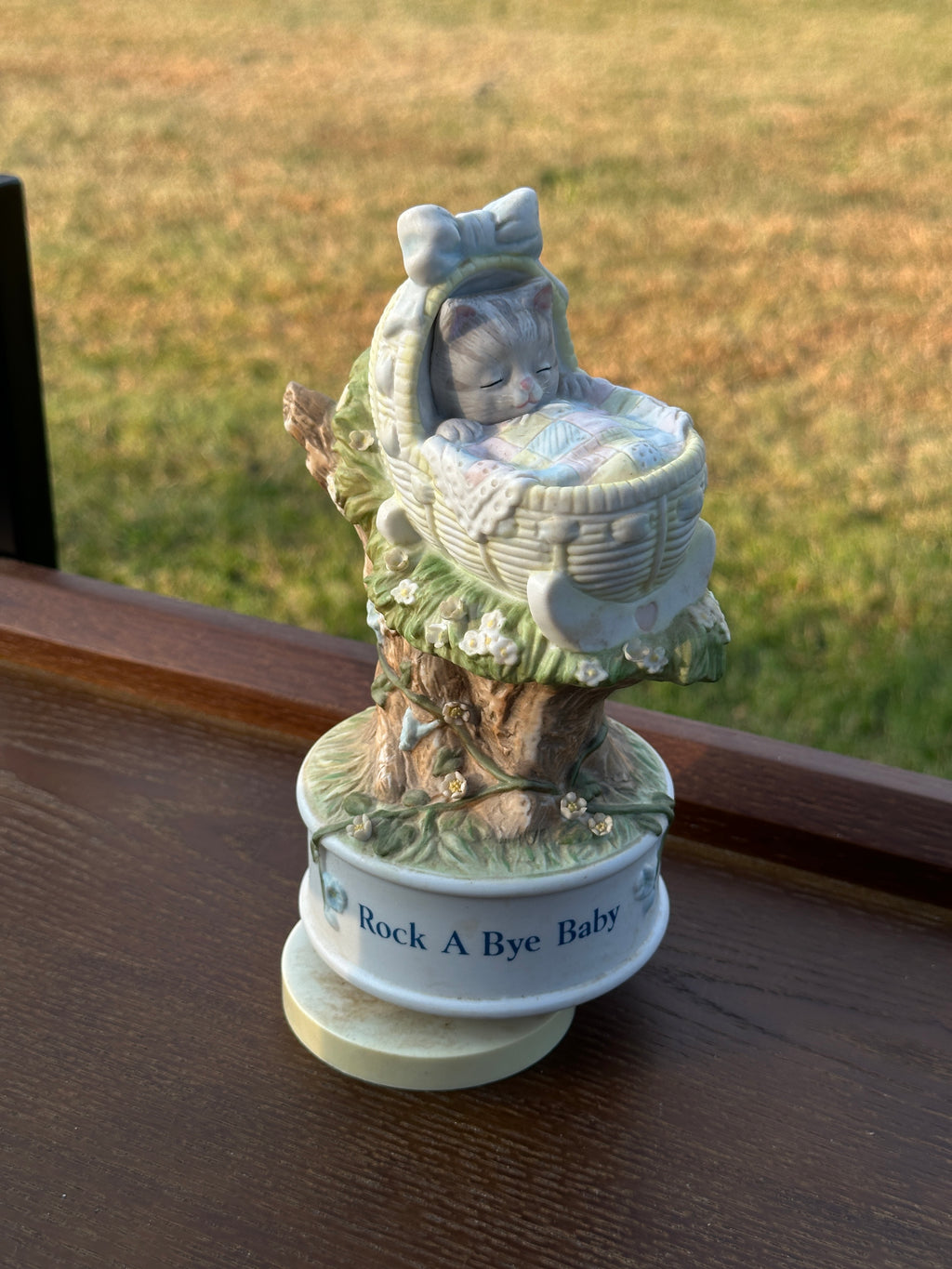 Vintage “Rock A Bye Baby” Cat in Cradle Figurine – Nursery Music Box