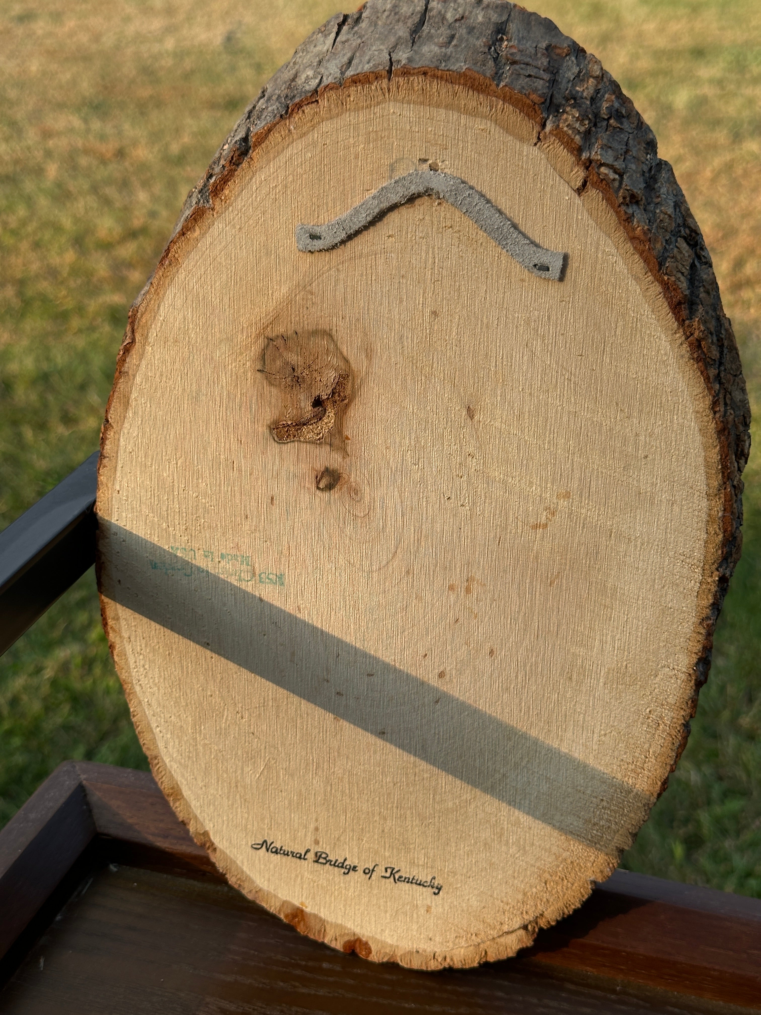 Jesus Wood Slice Wall Art – Praying Jesus Religious Vintage Plaque