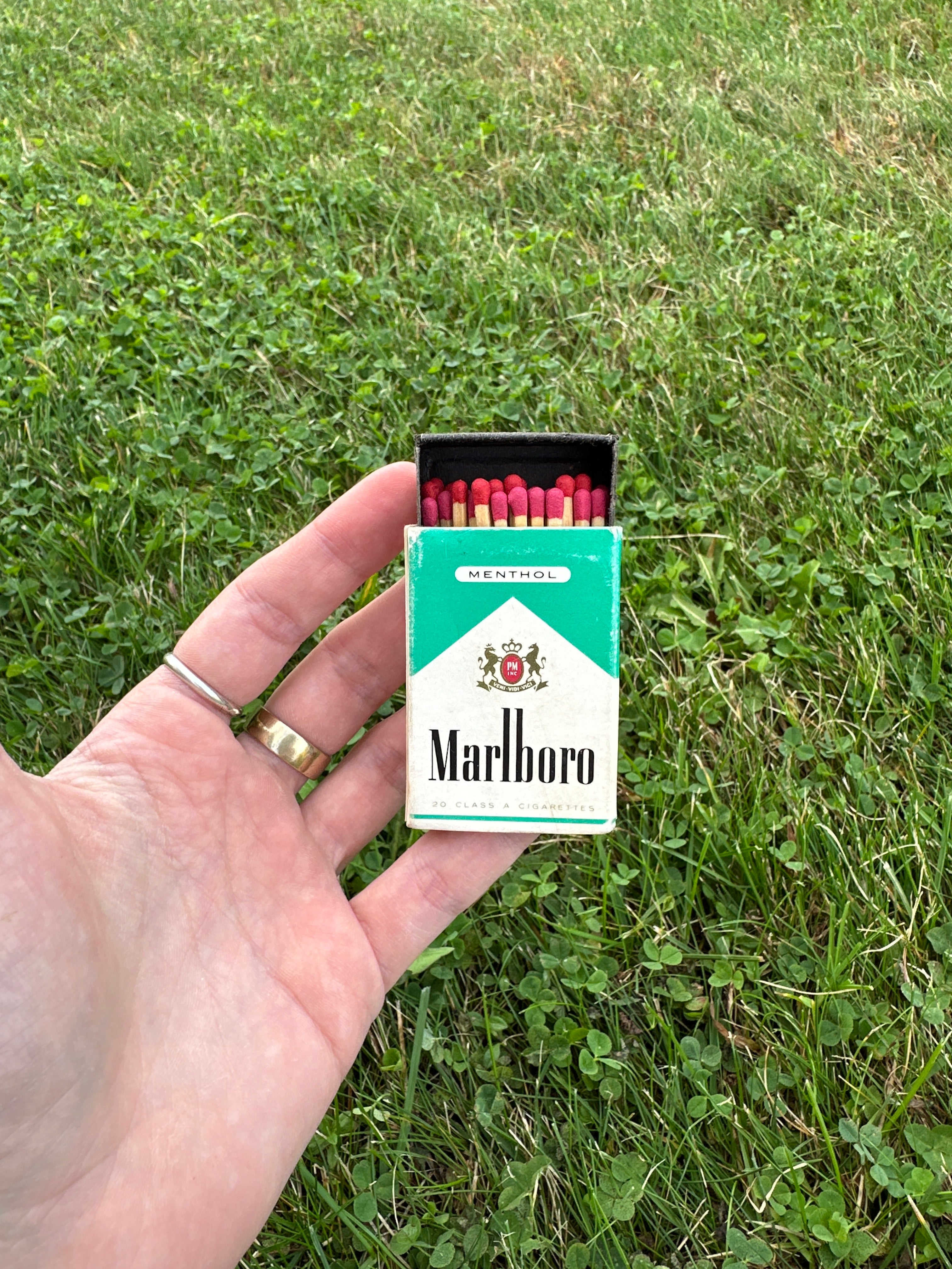 Marlboro Menthol Cigarette Box Matchbook – Vintage Novelty Collectible Advertising Matches