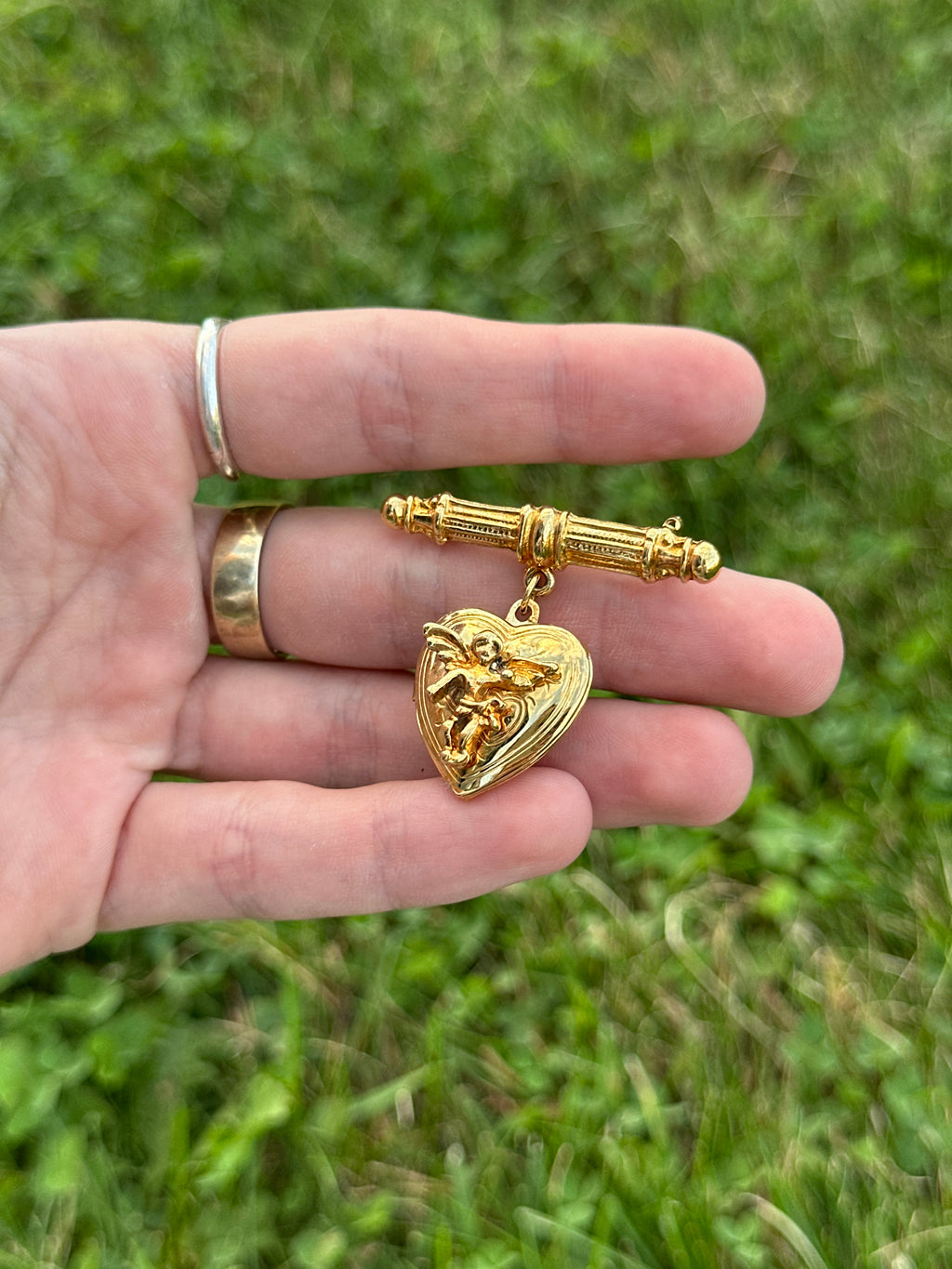 Vintage Dangling Heart  Cherub Brooch