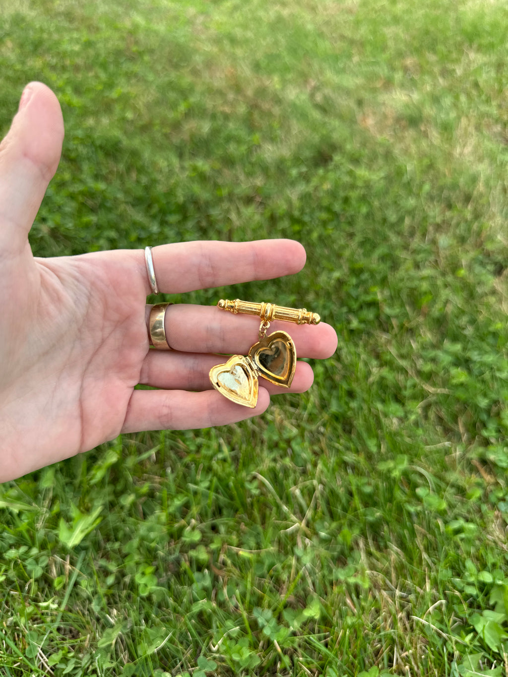 Vintage Dangling Heart  Cherub Brooch