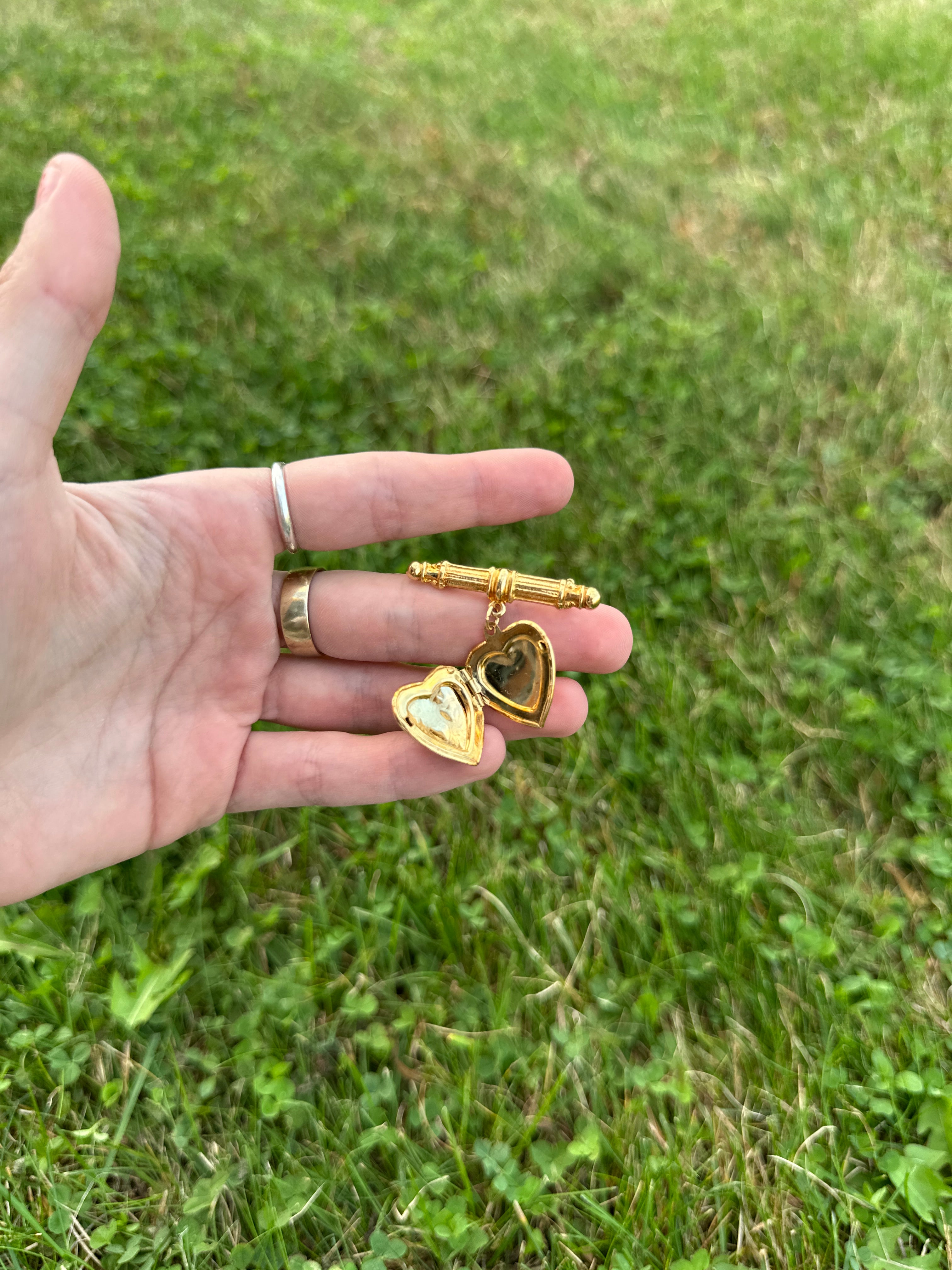 Vintage Dangling Heart  Cherub Brooch