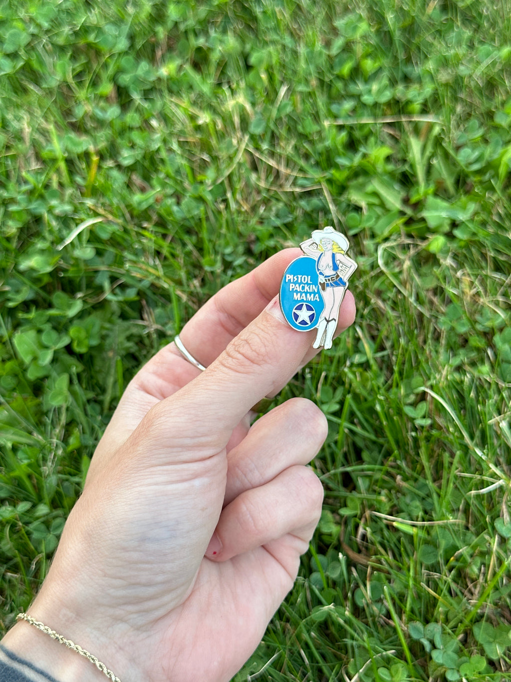 Vintage “Pistol Packin’ Mama” Enamel Pin – Retro Cowgirl Western Lapel Badge