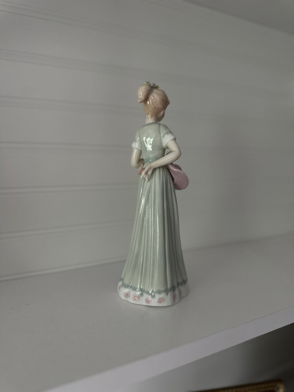 House of Lloyd Garden party porcelain figurine