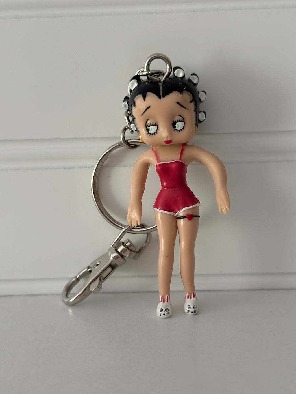 Betty boop key chain - Red Outfit with Bunny Slippers